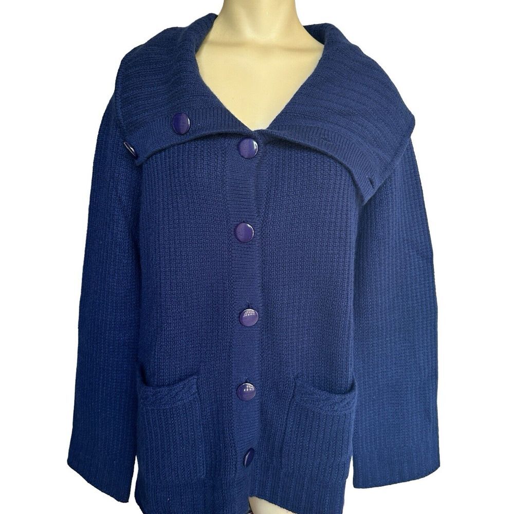 St. John Caviar Cardigan Sweater Medium Cashmere Cape Collar Blue Button‎ EUC